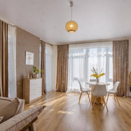 Four Season Apartment Batumi Ngoại thất bức ảnh