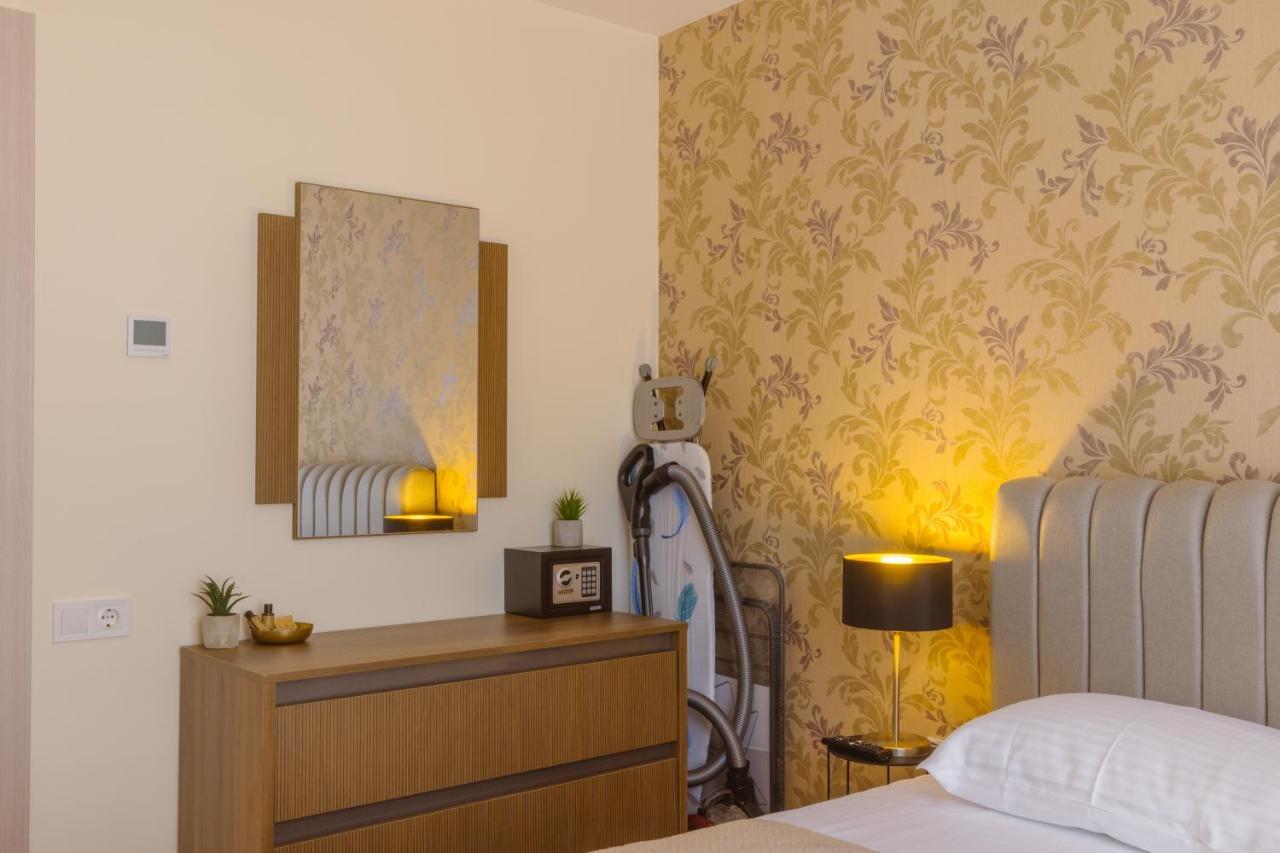 Four Season Apartment Batumi Ngoại thất bức ảnh